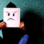 Falando sobre Pessoas Chatas em Francês